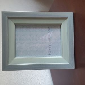 Parisian home photo frame.